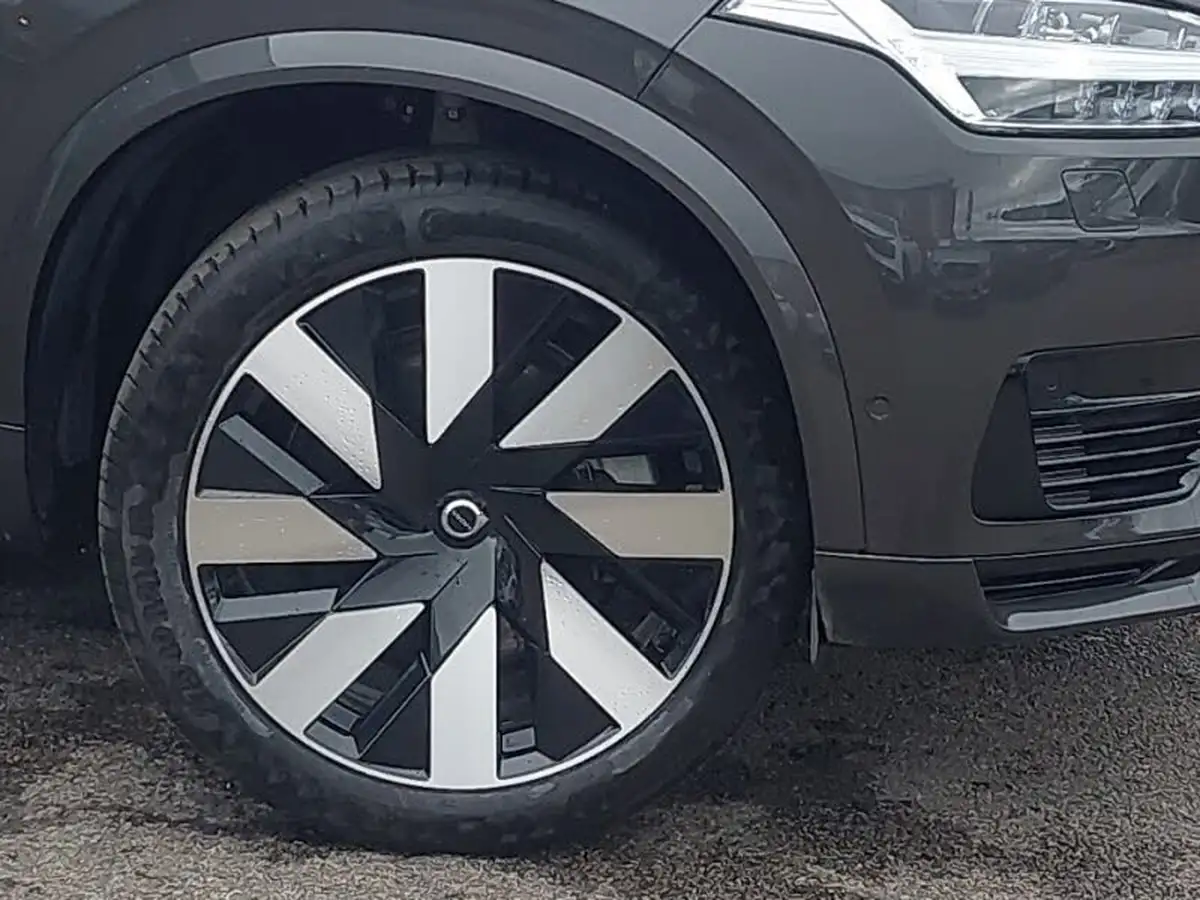 2024-volvo-xc90-20-t8-plus-big-8