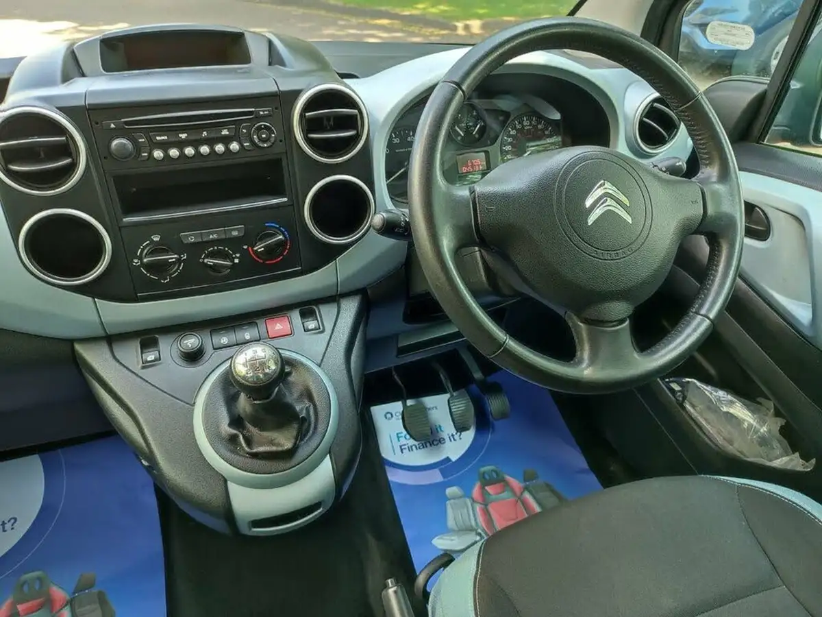2014-citroen-berlingo-16td-multispace-plus-special-edition-big-2