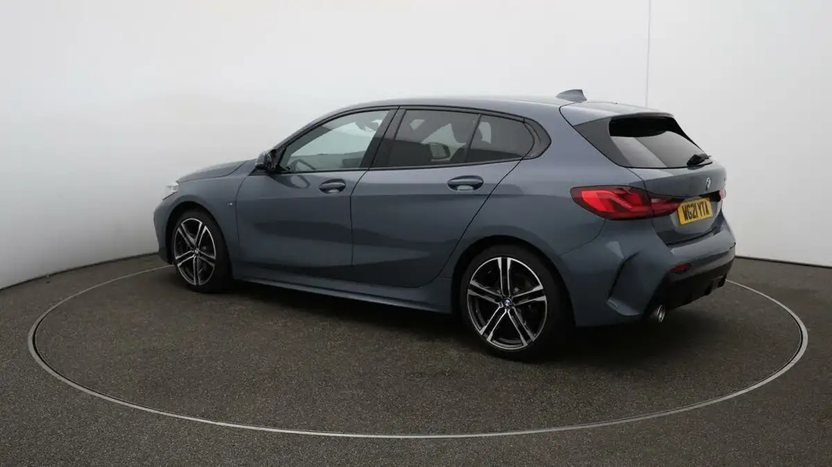 2021-bmw-1-series-15-118i-m-sport-lcp-dct-big-35