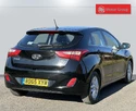 2015-hyundai-i30-16crdi-se-110ps-hatchback-small-5