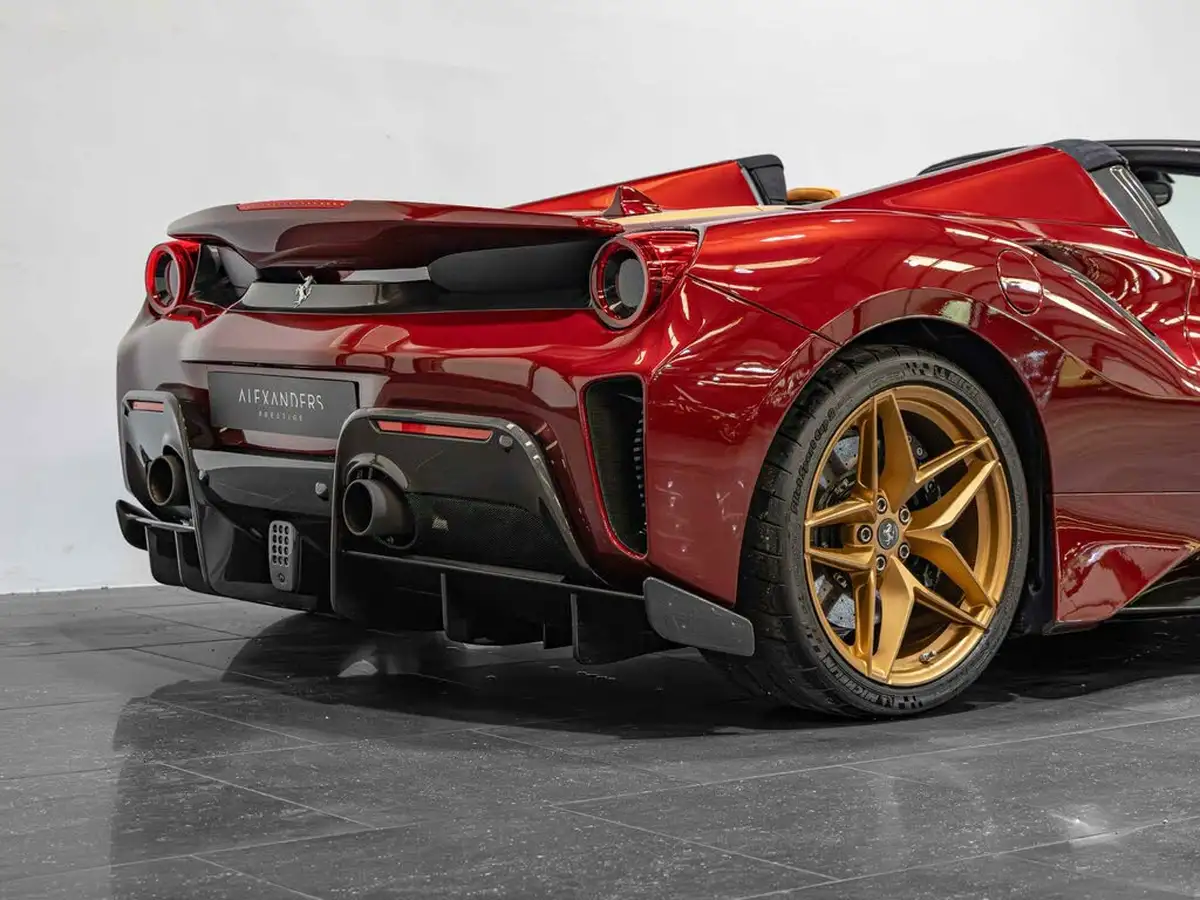 2020-ferrari-488-39-488-spider-big-41