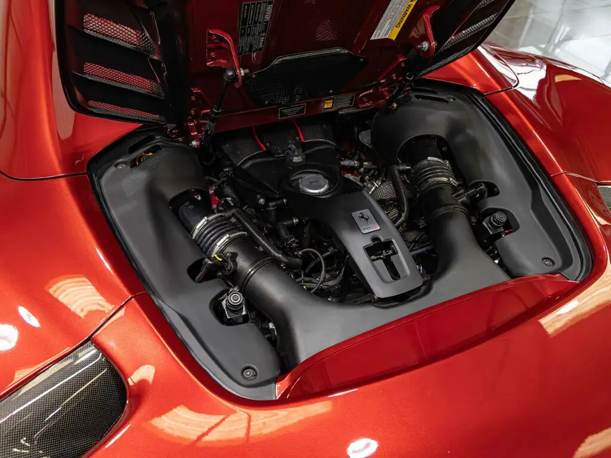 2020-ferrari-488-39-488-spider-big-45