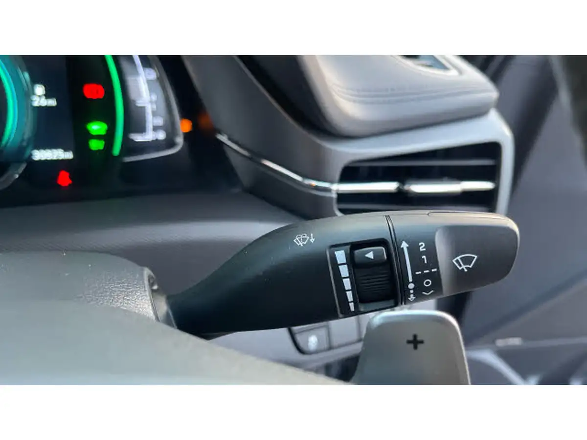 2021-hyundai-ioniq-16-gdi-premium-hybrid-big-24