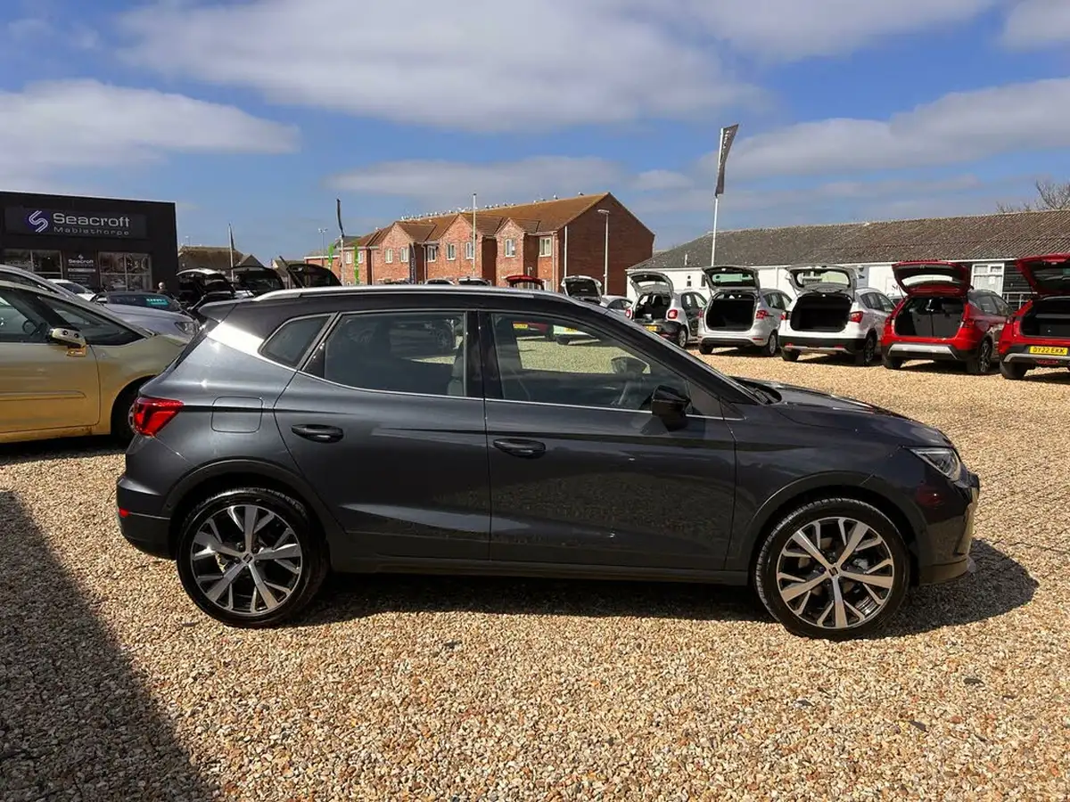 2023-seat-arona-10-tsi-xperience-big-4