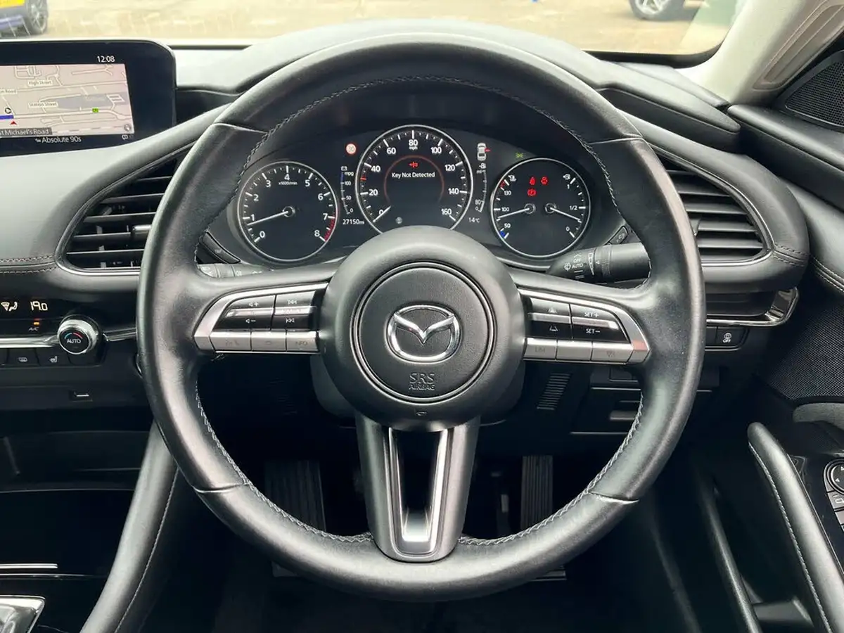2022-mazda-mazda3-20-sport-lux-186ps-saloon-4d-big-10