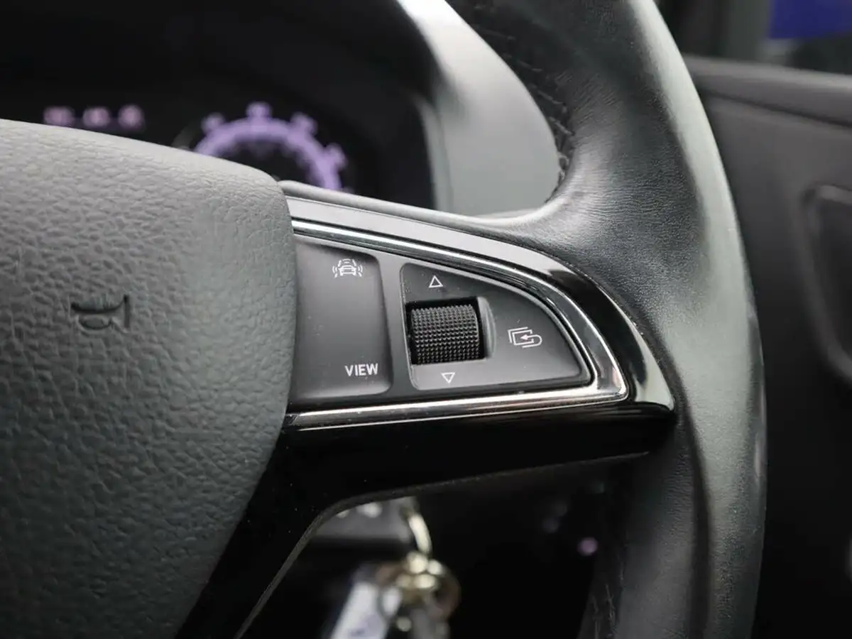 2019-skoda-karoq-10-tsi-se-technology-big-34