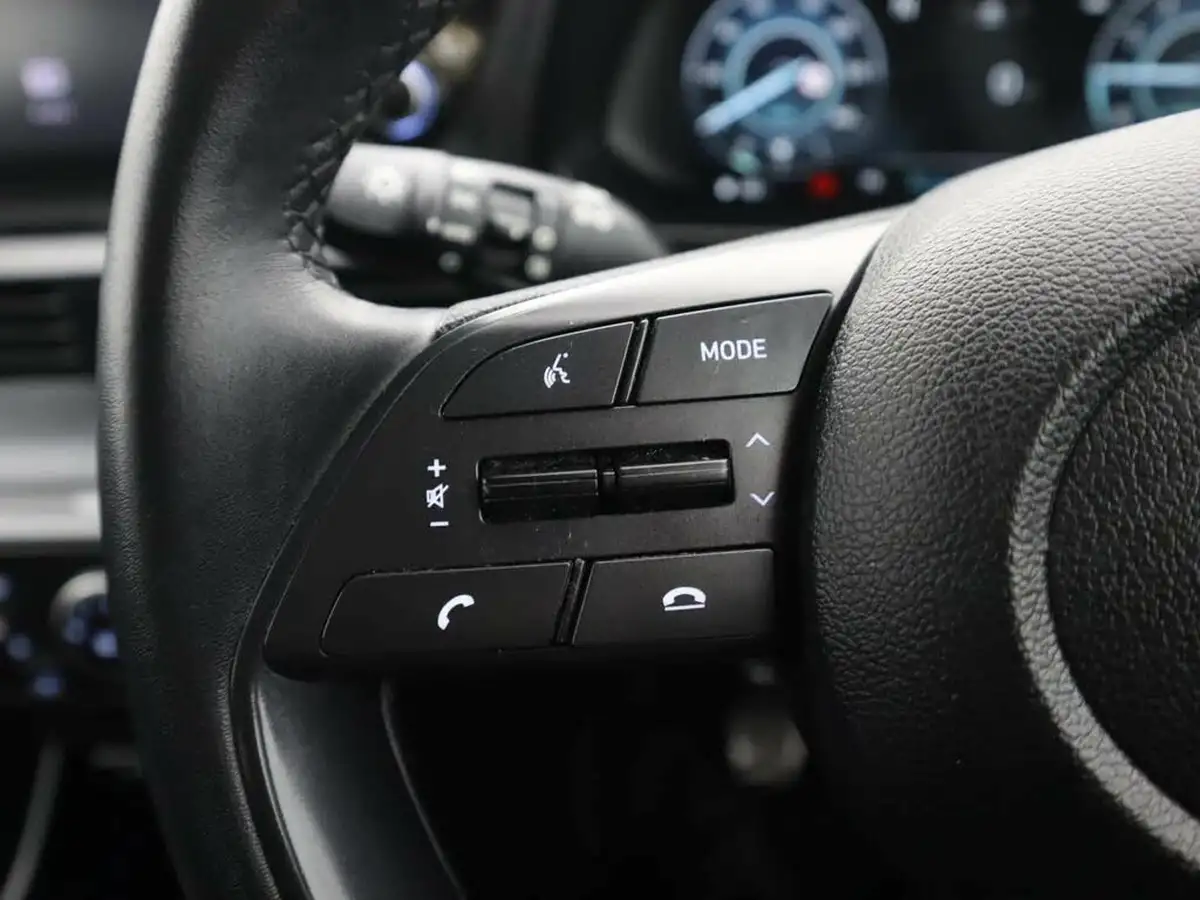 2022-hyundai-bayon-10-t-gdi-se-connect-big-30