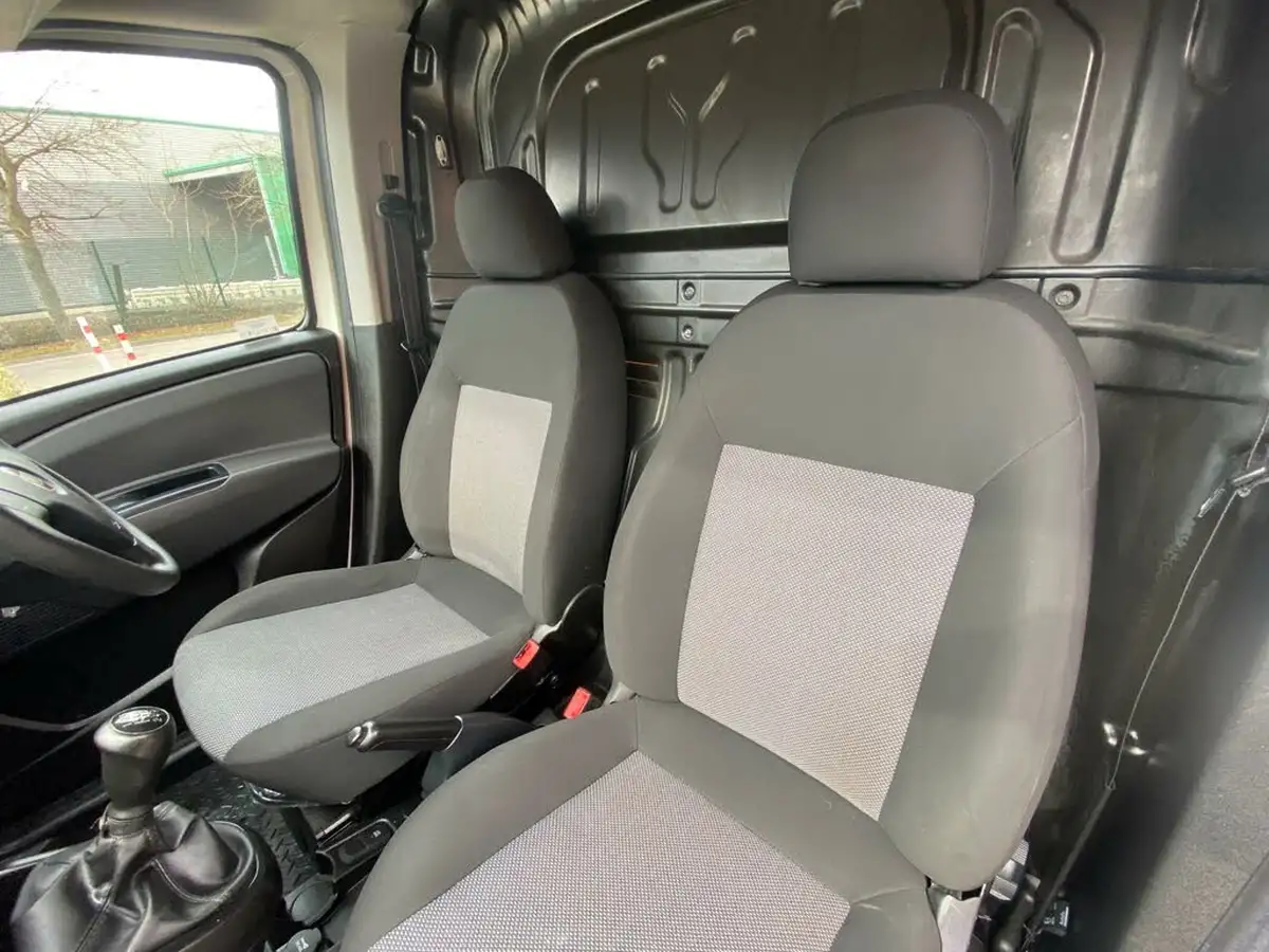 2017-fiat-doblo-cargo-13td-l1h2-big-14
