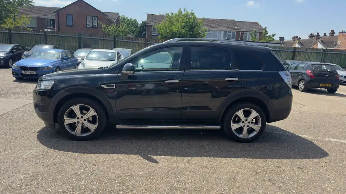 2011-chevrolet-captiva-22td-ltz-auto-big-5