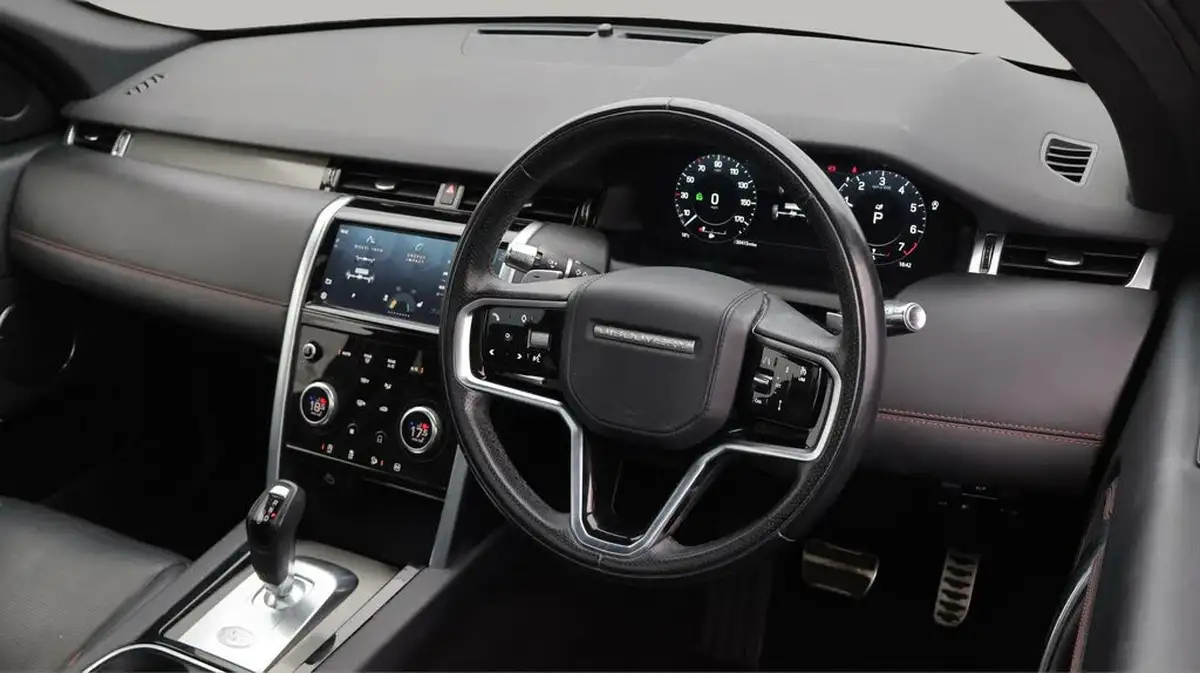 2022-land-rover-discovery-sport-15-p300e-r-dynamic-hse-big-9