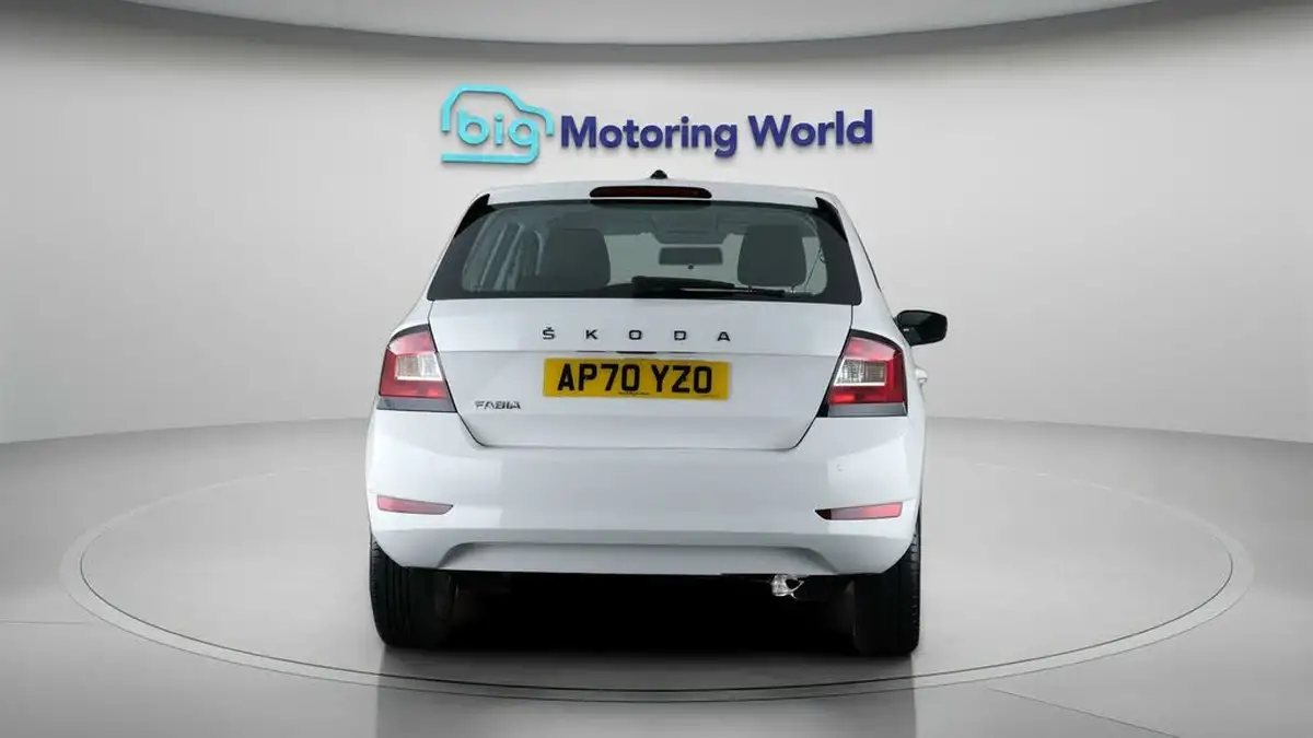 2020-skoda-fabia-10-mpi-se-60ps-hatchback-big-6