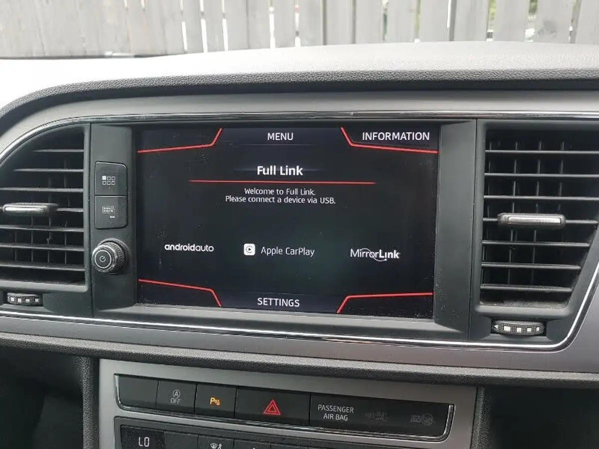 2017-seat-leon-14-tsi-xcellence-technology-hatchback-big-13