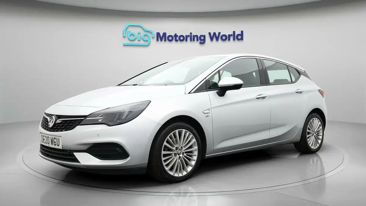 2020-vauxhall-astra-12-turbo-elite-nav-big-2