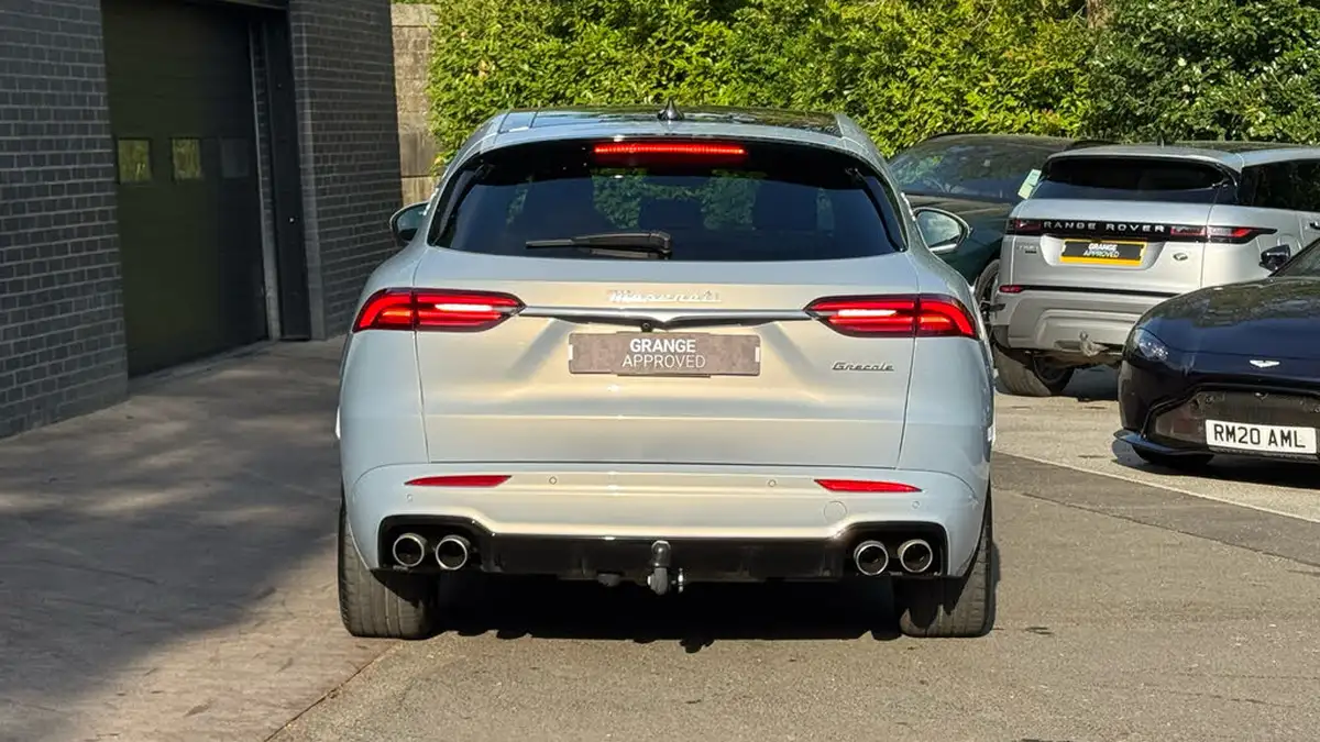 2023-maserati-grecale-20-gt-big-13