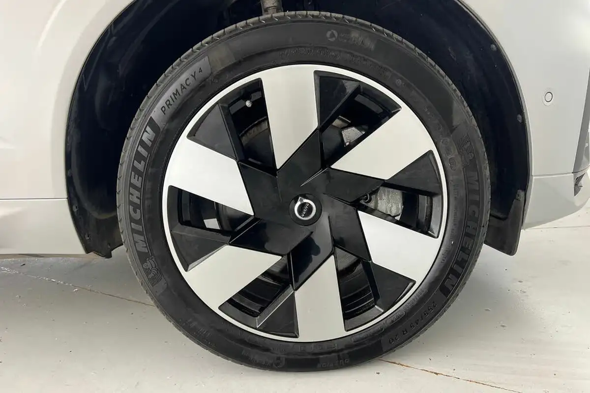 2024-volvo-xc60-20-b5-plus-big-29
