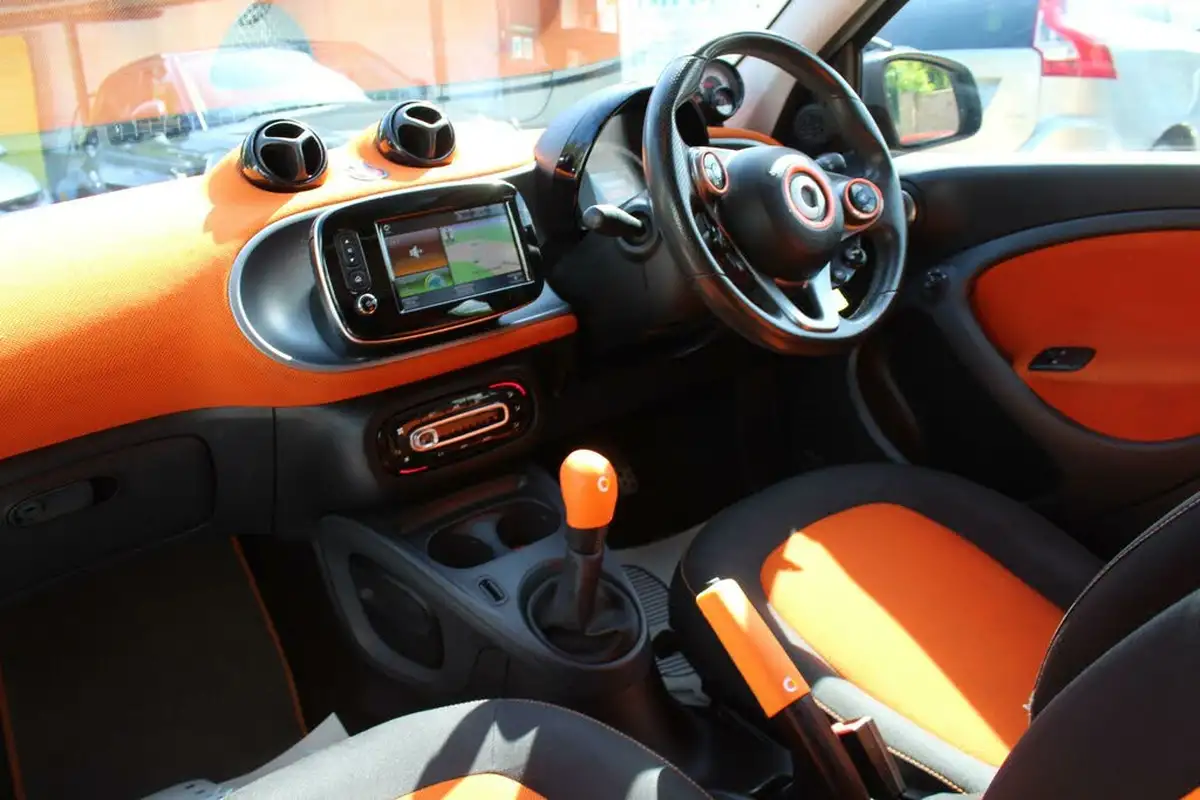 2015-smart-forfour-10-edition-1-big-12