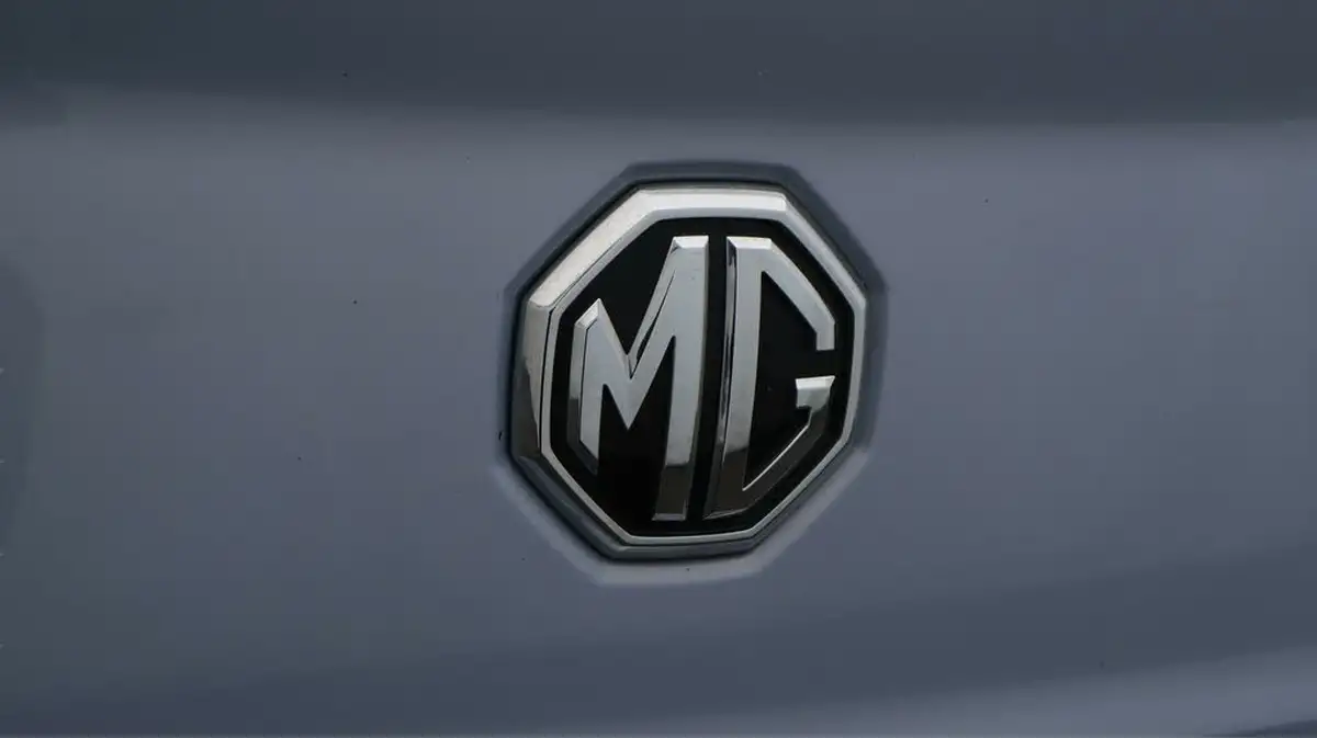 2023-mg-mg3-15-vti-tech-exclusive-nav-big-20