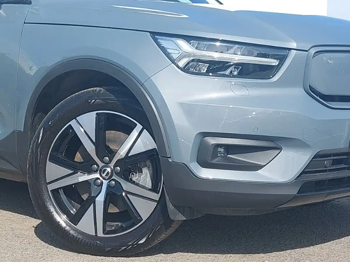 2022-volvo-xc40-e-recharge-plus-228bhp-big-8