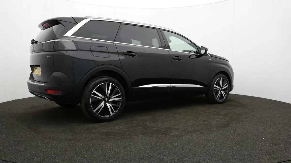 2021-peugeot-5008-suv-12-puretech-gt-premium-big-31