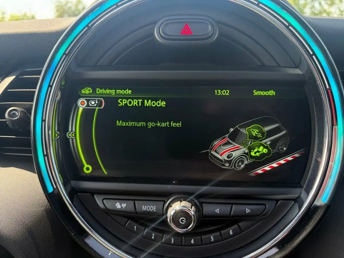 2015-mini-cooper-20-cooper-jcw-ss-sport-auto-big-35