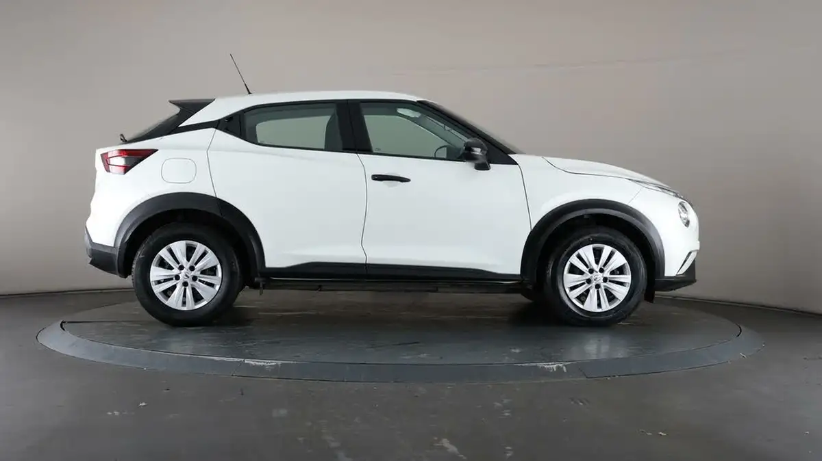 2021-nissan-juke-10-dig-t-visia-big-56