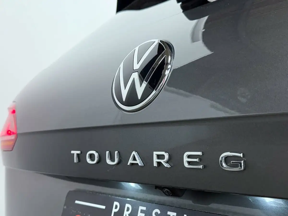 2022-volkswagen-touareg-30tsi-black-edition-big-17