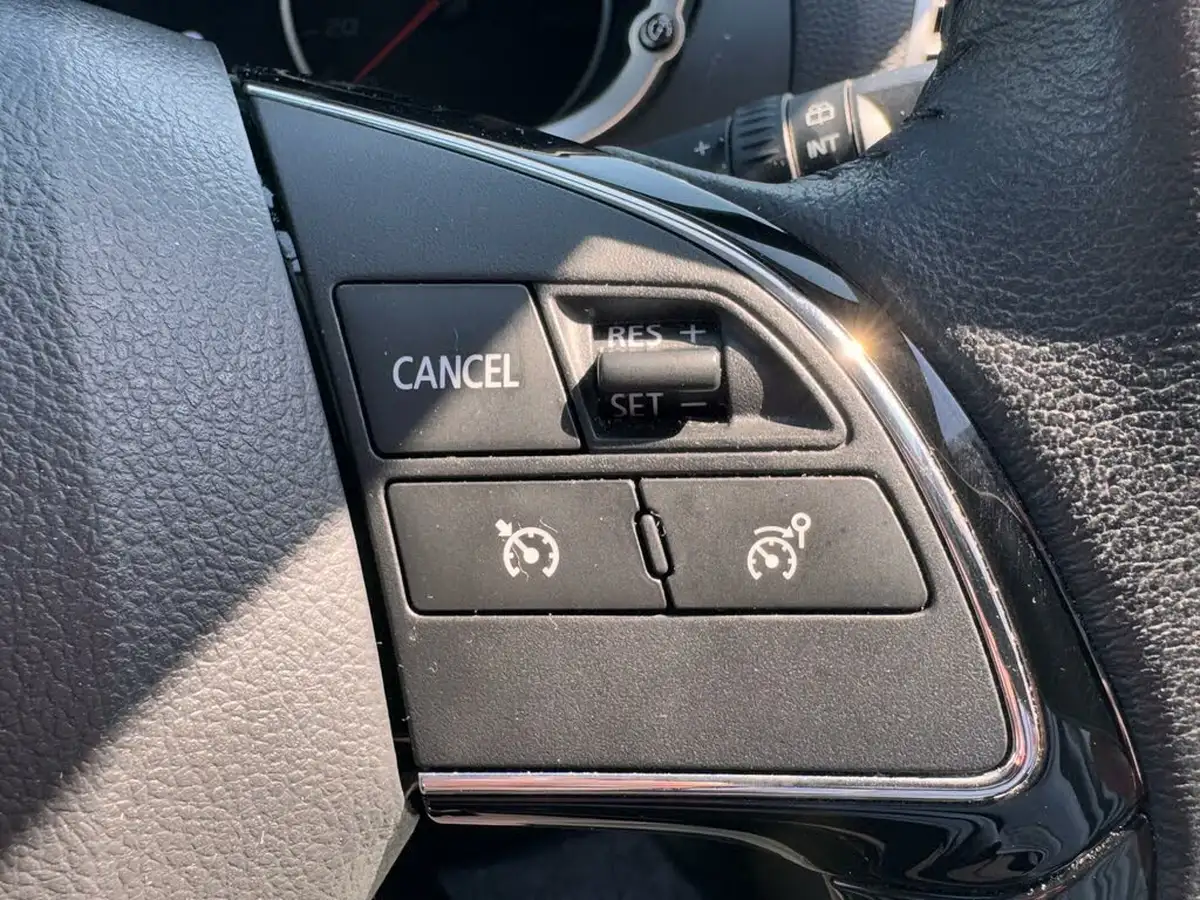 2021-mitsubishi-eclipse-cross-15-exceed-big-23