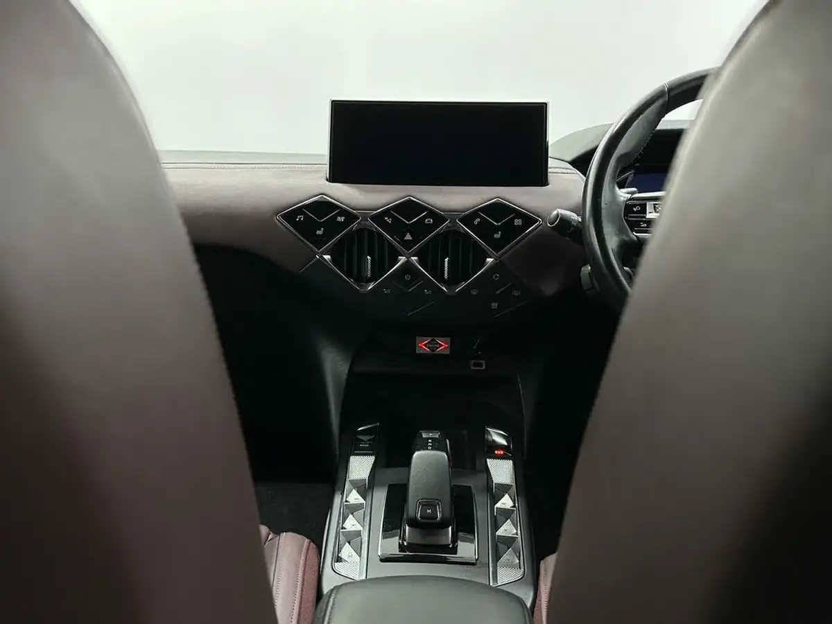 2019-ds-ds-3-crossback-12-puretech-la-premiere-155ps-big-18