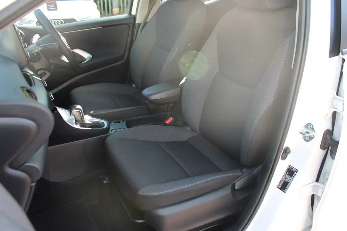 2022-toyota-yaris-15-vvt-i-design-big-19