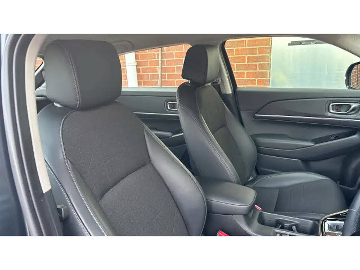 2021-honda-hr-v-15-i-mmd-advance-big-25