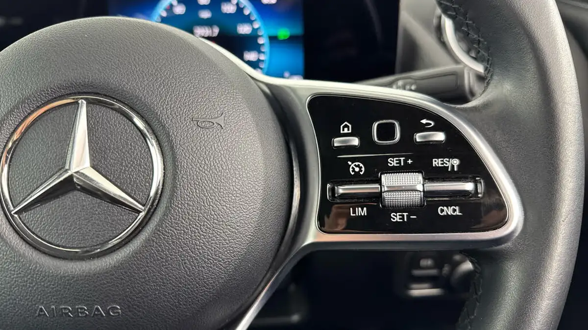 2023-mercedes-benz-gla-class-13-gla-200-sport-executive-station-wagon-big-19