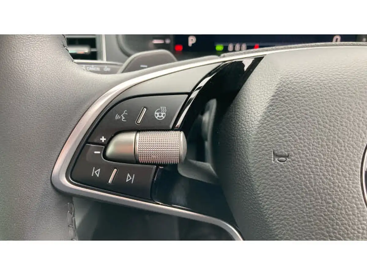 2024-skoda-karoq-15-tsi-se-l-dsg-big-16