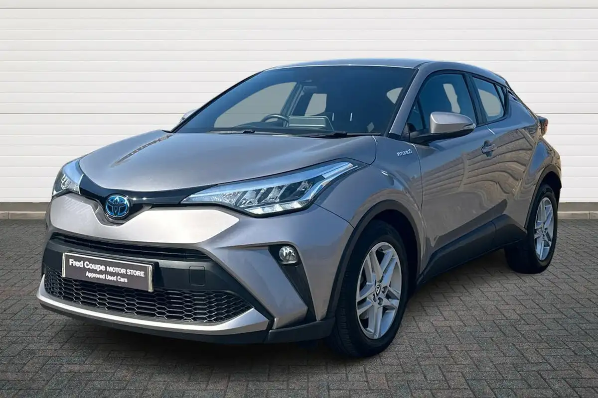 2020-toyota-c-hr-18-vvt-i-icon-parking-pack-big-2