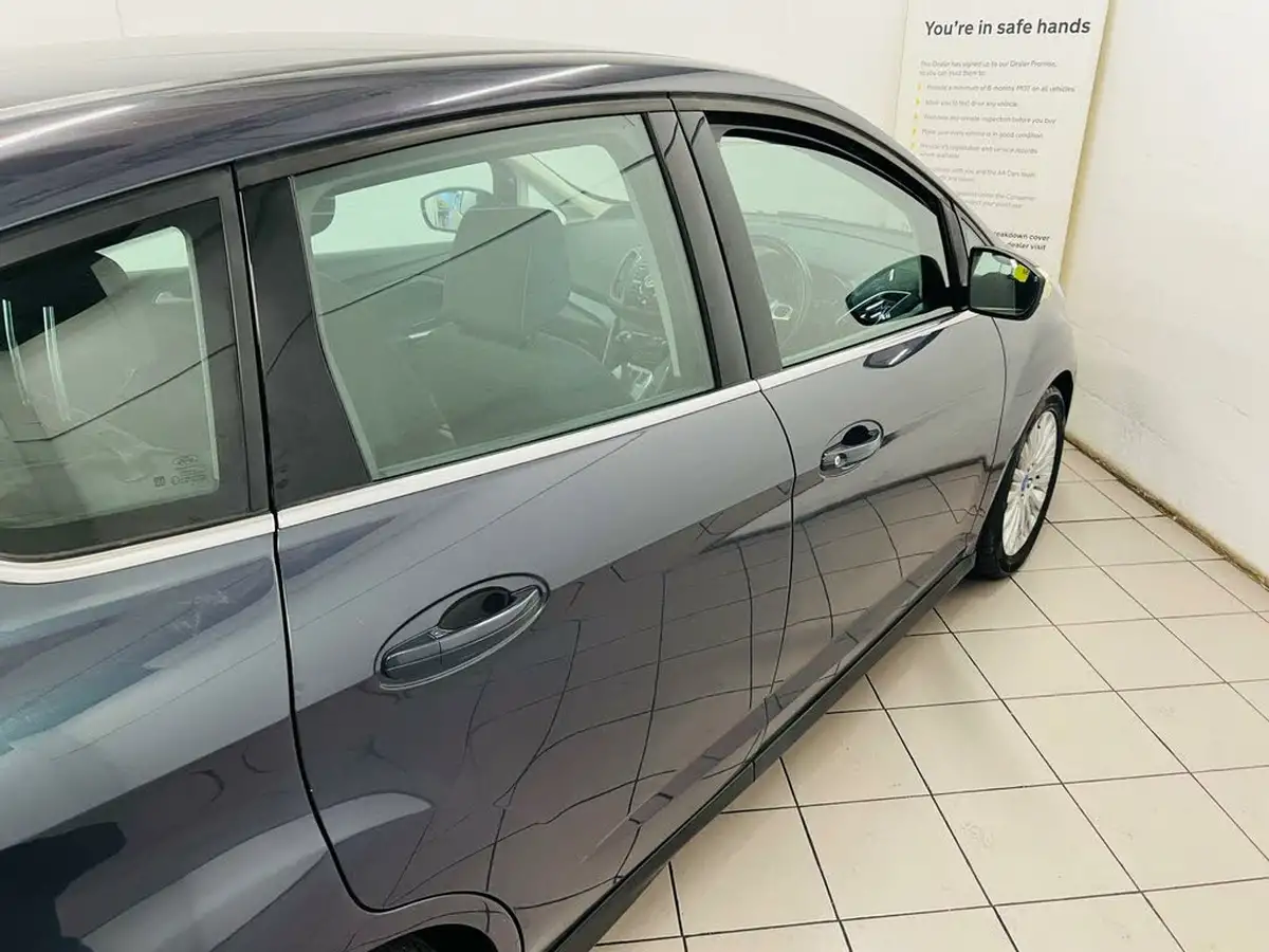 2012-ford-c-max-20tdci-titanium-powershift-big-29