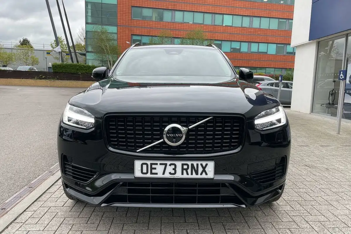 2023-volvo-xc90-20-t8-plus-big-13