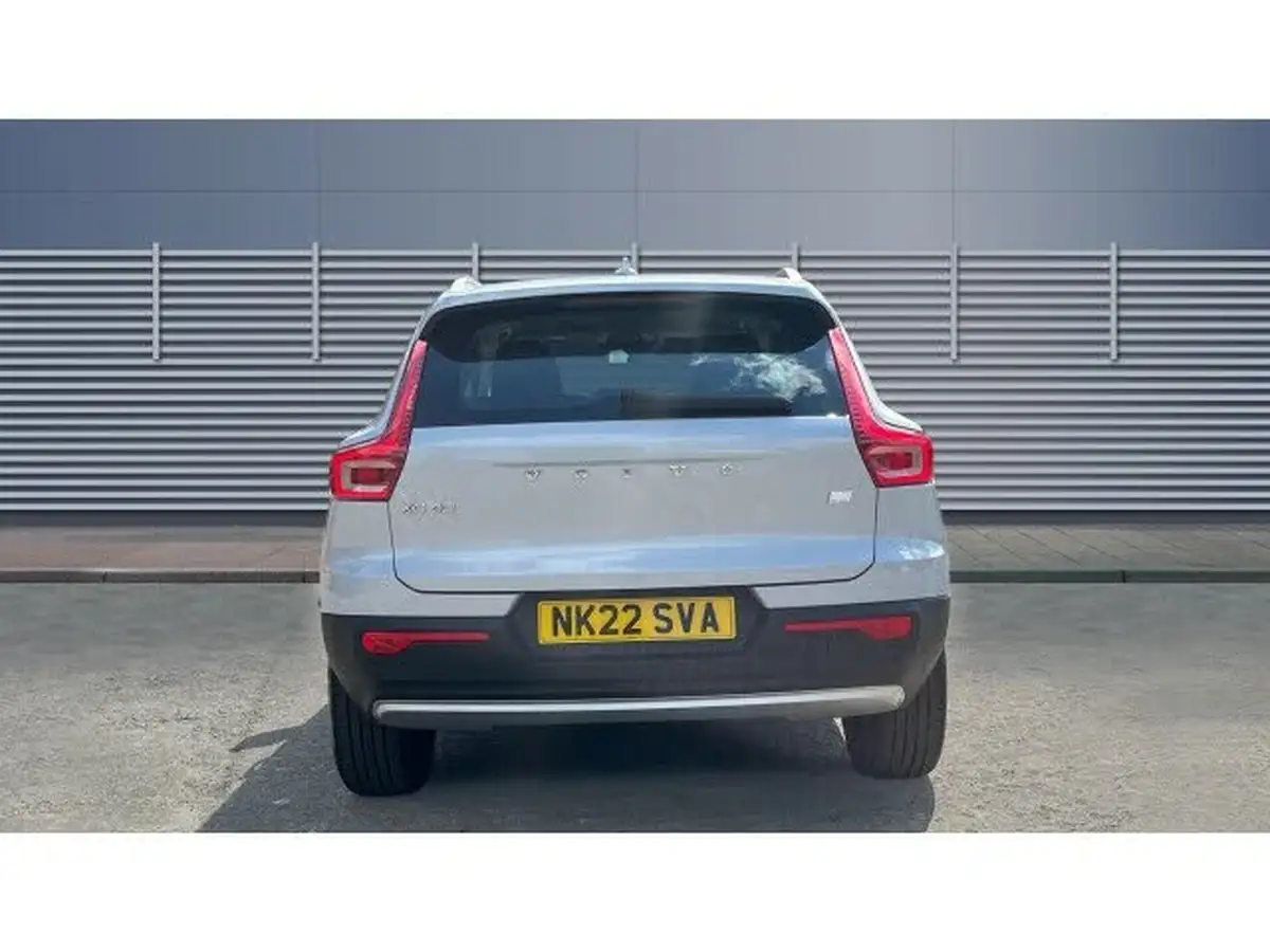 2021-volvo-xc40-15-t4-inscription-208bhp-big-5