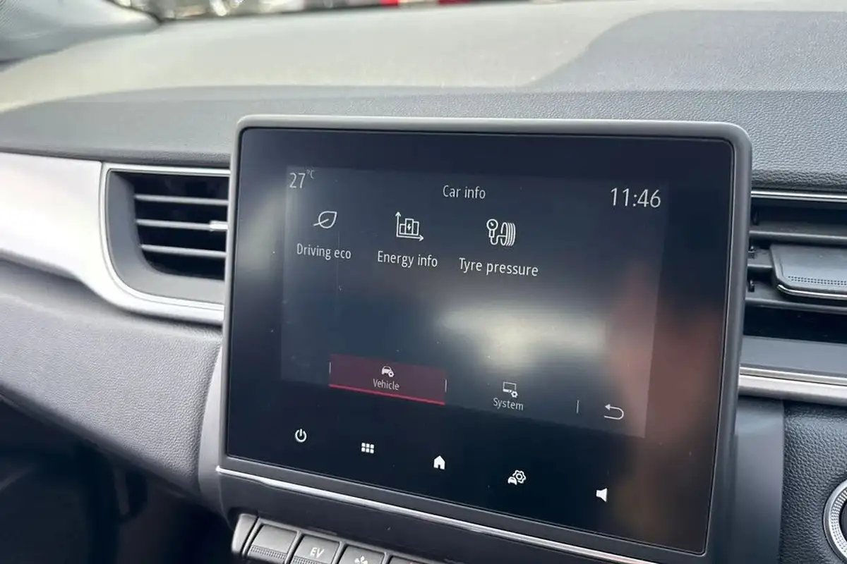2023-renault-captur-16-techno-145ps-full-big-48