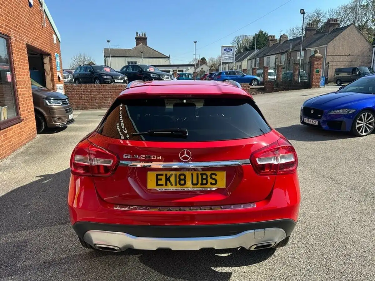 2018-mercedes-benz-gla-class-21d-gla-200d-sport-134bhp-ss-7g-dct-big-46