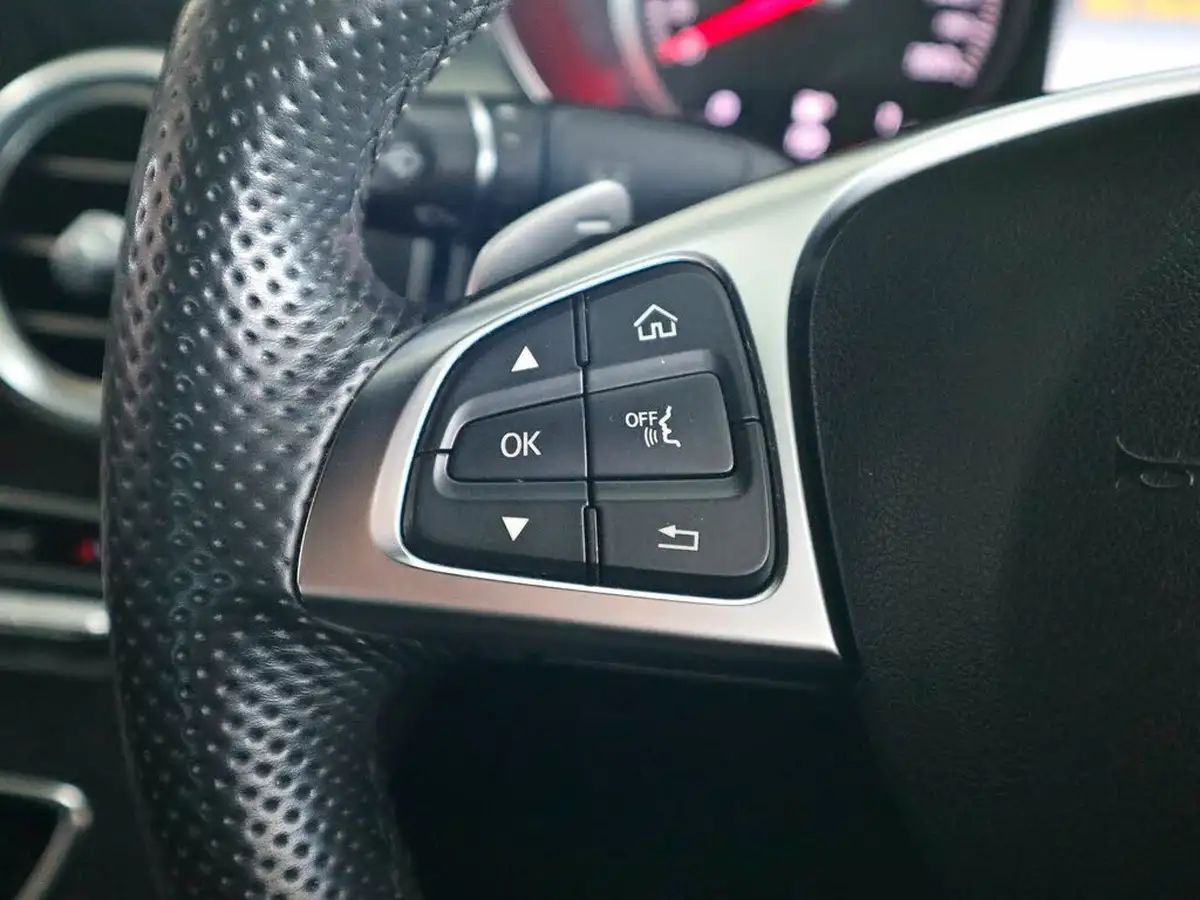 2017-mercedes-benz-c-class-21d-c220d-amg-line-ss-saloon-4d-9g-tronic-plus-big-33
