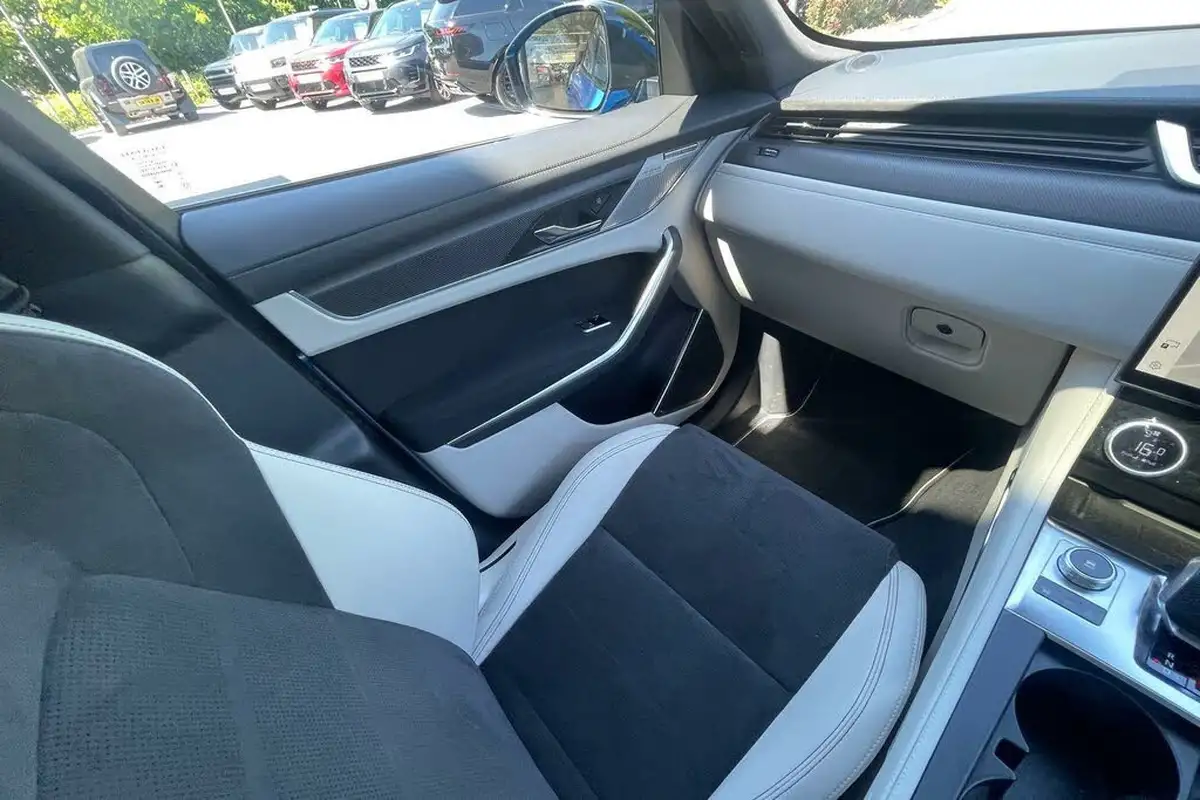 2024-jaguar-f-pace-50-v8-p575-svr-575-edition-big-12