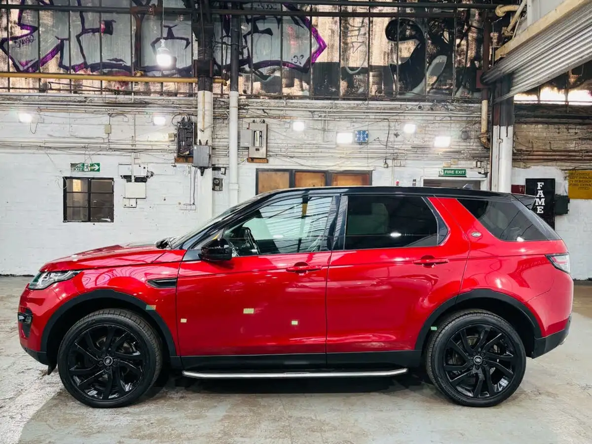 2015-land-rover-discovery-sport-20td4-hse-black-big-8