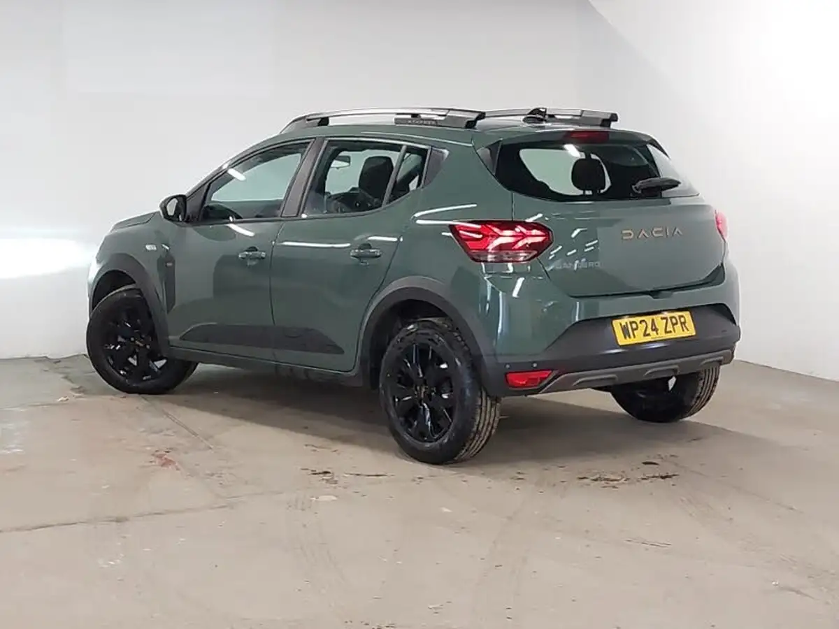 2024-dacia-sandero-stepway-10-tce-extreme-90bhp-big-1