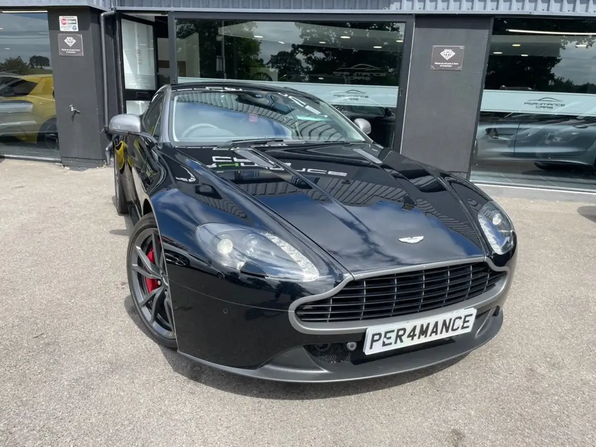 2014-aston-martin-vantage-47-vantage-n430-sportshift-big-7