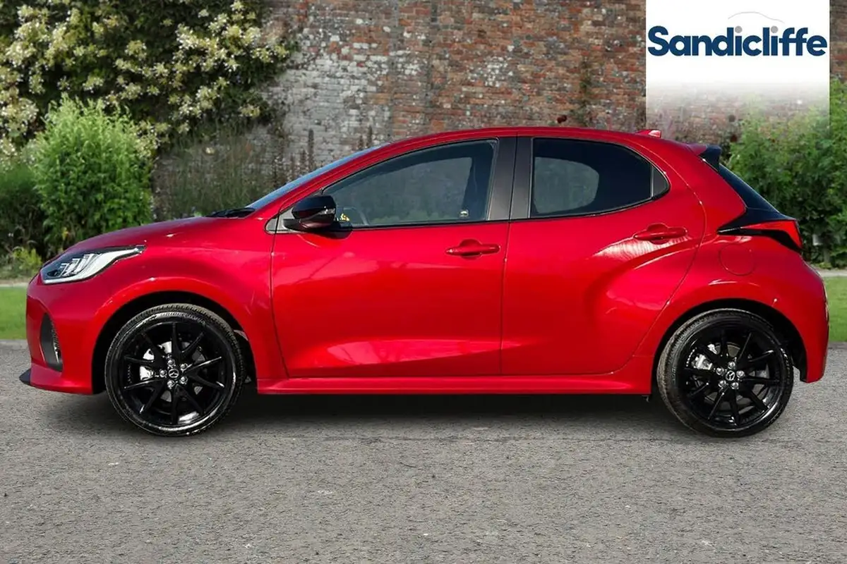 2024-mazda-mazda2-15-homura-big-6