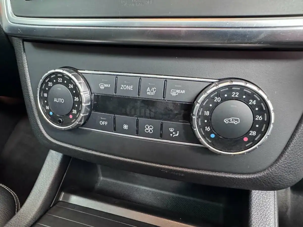 2015-mercedes-benz-gl-class-30td-gl350-amg-sport-258ps-ss-4matic-auto-big-40