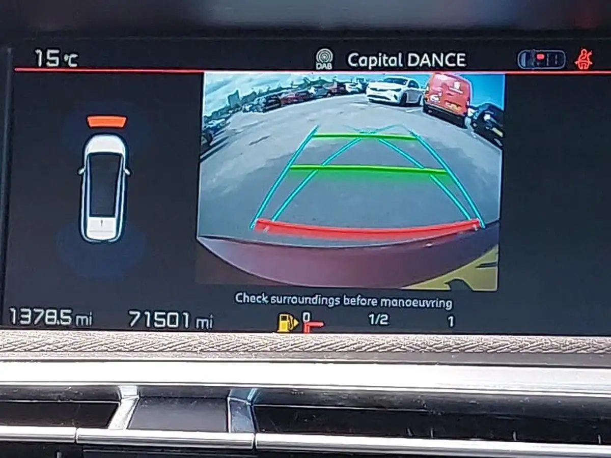 2018-citroen-grand-c4-picasso-16bluehdi-flair-big-9