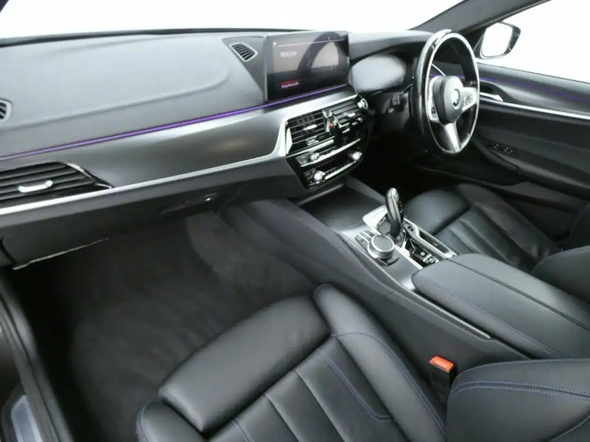 2022-bmw-5-series-20td-520d-m-sport-mht-saloon-4d-big-20