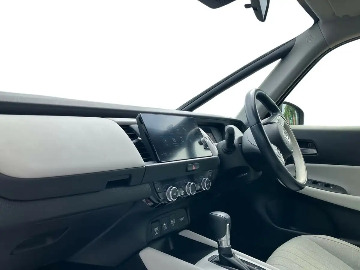 2021-honda-jazz-15-i-mmd-ex-107ps-big-6