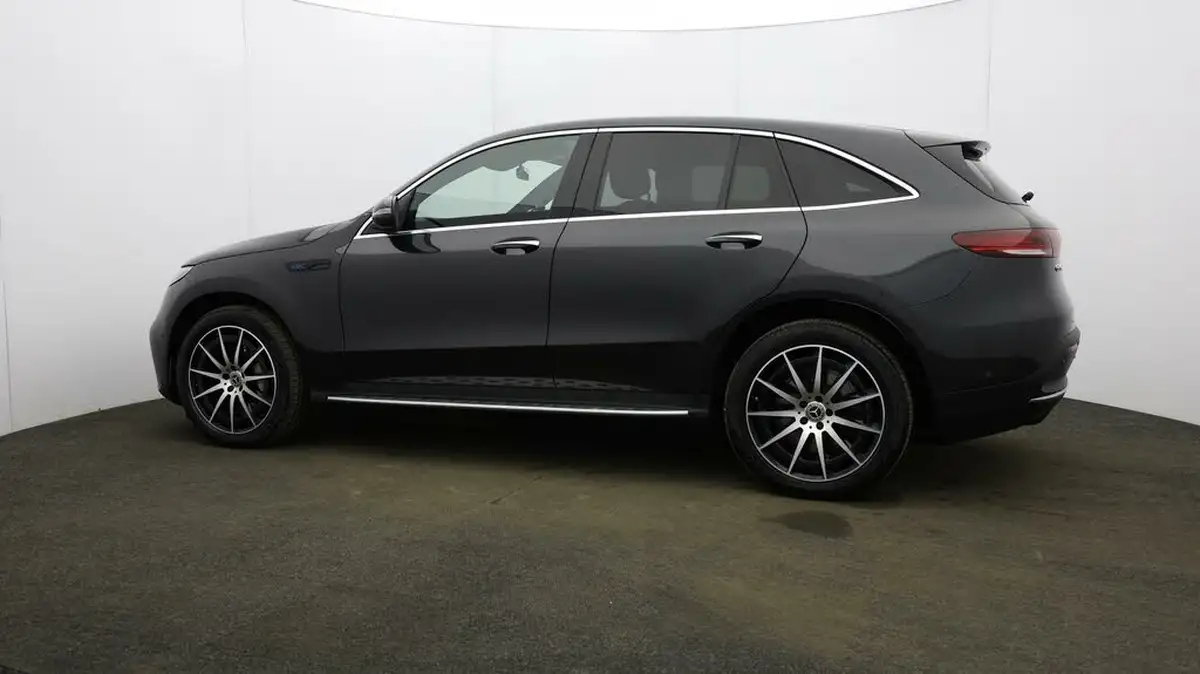 2020-mercedes-benz-eqc-e-eqc-400-amg-line-big-58