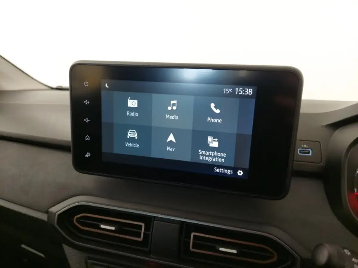 2024-dacia-sandero-stepway-10-tce-extreme-90bhp-big-14